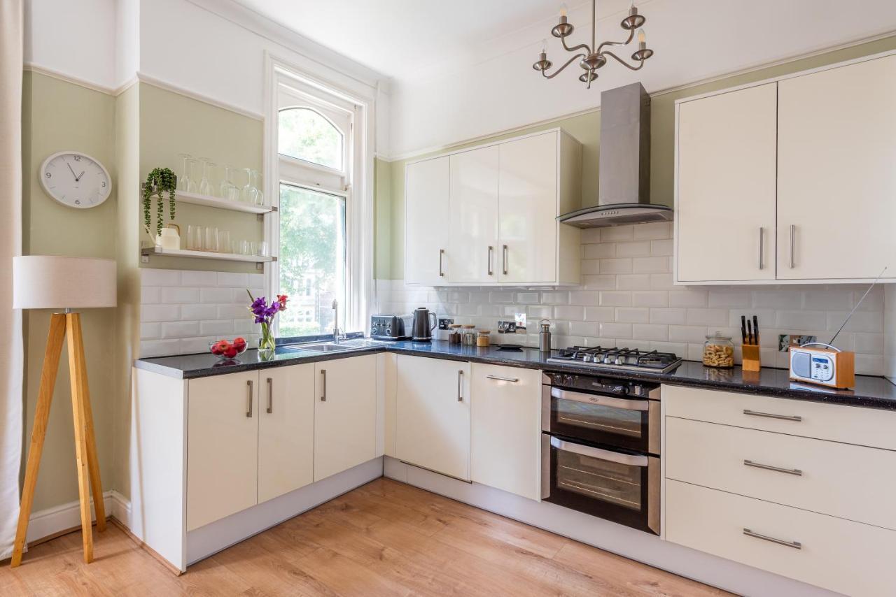 Prime Location Cardiff Pontcanna Modern 2 Bedroom Apartment With Privat Parking Exteriör bild