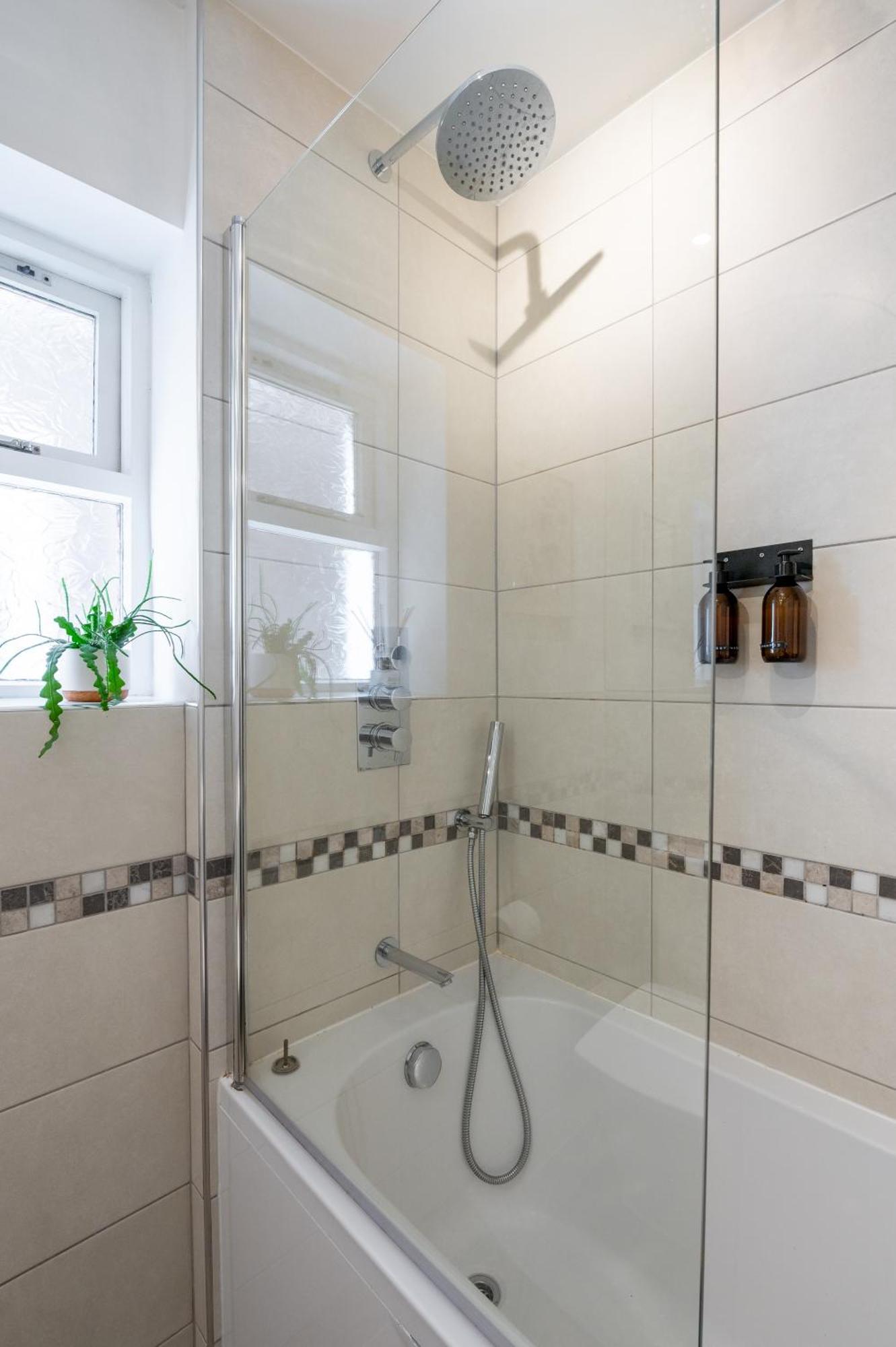 Prime Location Cardiff Pontcanna Modern 2 Bedroom Apartment With Privat Parking Exteriör bild